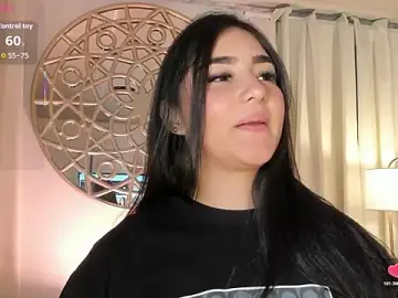Belliinda_21  live sex cam
