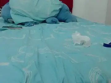 INDIAN_HORNY1  live sex cam