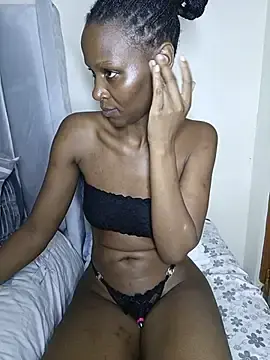 Miss_Eem  live sex cam