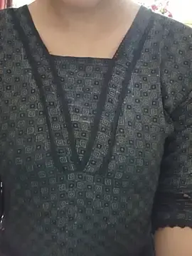 Tanha18  live sex cam