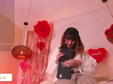 Annie_x1  live sex cam