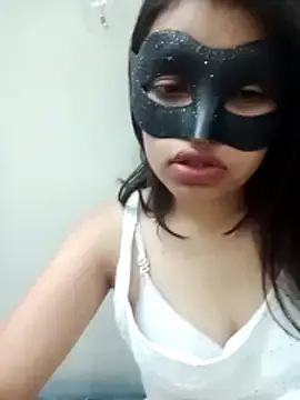 Komalroy07  live sex cam