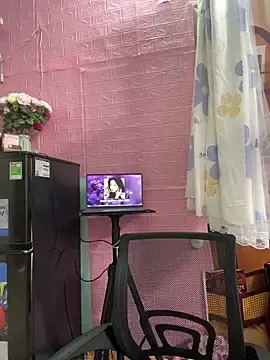 Bollozzy_89  live sex cam