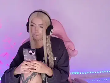 Emma_cute11  live sex cam