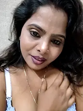 Sexyhina321  live sex cam