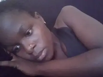 Ebonyvalleria1  live sex cam