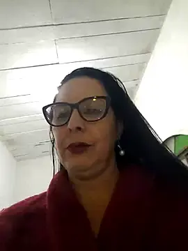 Regina475  live sex cam