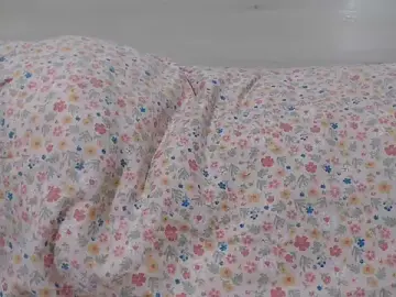 CRISTIIYNA36  live sex cam