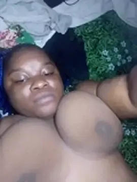 Judith000  live sex cam