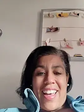 Molly_newman6  live sex cam