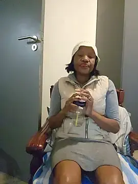 Mommy_Sienna  live sex cam