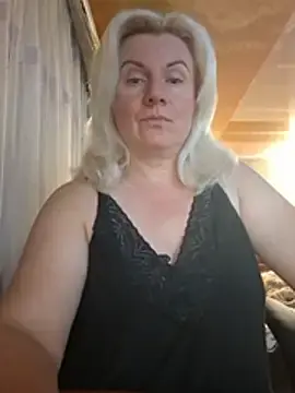 VikaRaine555  live sex cam