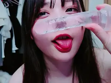 YUKINA_00  live sex cam