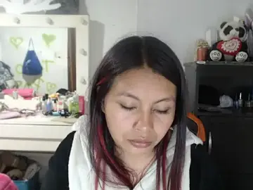 Dulcecandy1919  live sex cam