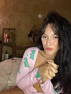 Jepetitoiseau  live sex cam