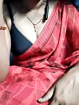 Lusy79  live sex cam