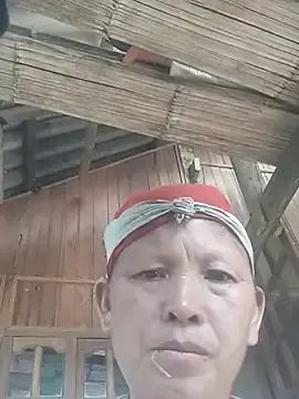 Mama-cute  live sex cam