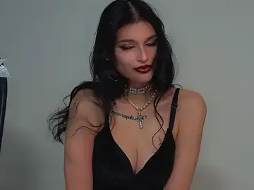 BeverlyMost  live sex cam