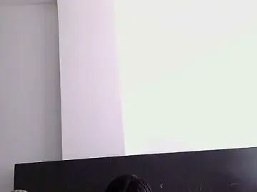 BubbleGumm_  live sex cam