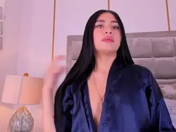 Lucianacohelo  live sex cam