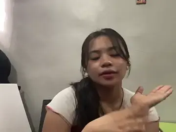 AnishaSveum  live sex cam