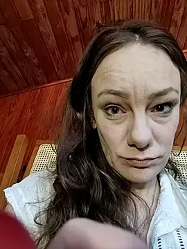 JulieSqualor81  live sex cam