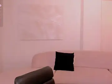 LucyWeiss_  live sex cam