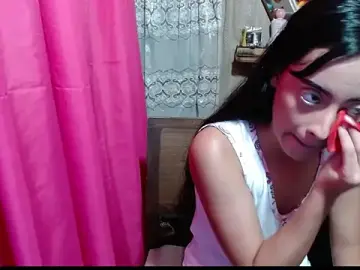 Lunawillis  live sex cam