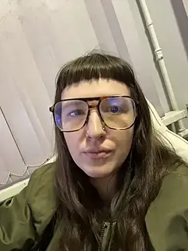 O_X_A_N_A_X  live sex cam