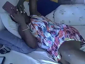 Sweetreena  live sex cam