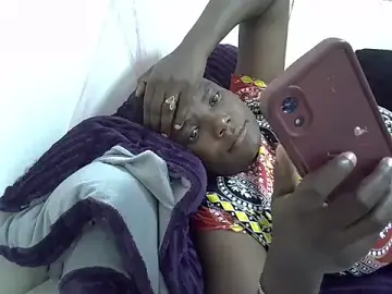Sweetreena  live sex cam