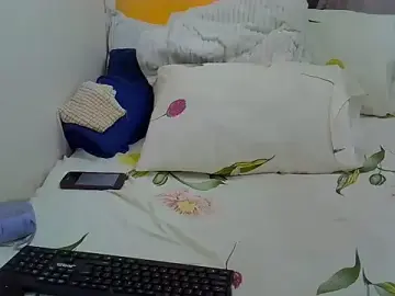 Sweetreena  live sex cam