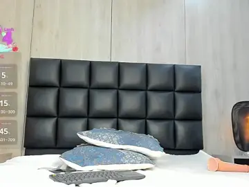 Alana_flowers  live sex cam