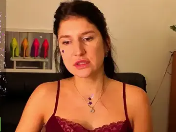 Alianna_Solo_Kisses  live sex cam