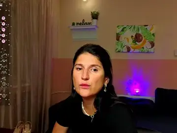 Alianna_Solo_Kisses  live sex cam