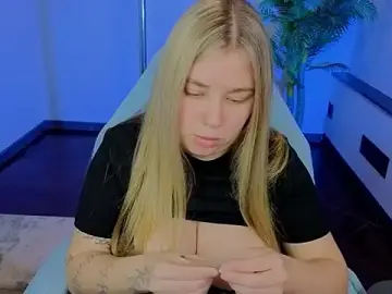 Boobsy_girl  live sex cam