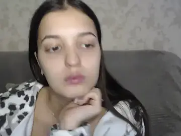ChicGirl  live sex cam