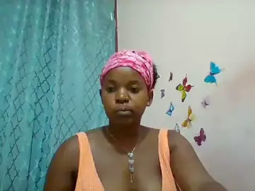 Heavy-Beauty  live sex cam