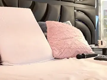 Iris_Ross_  live sex cam