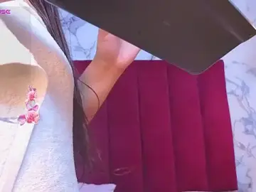 JESSYCORTES  live sex cam
