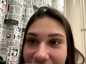 SmileEveryDays  live sex cam