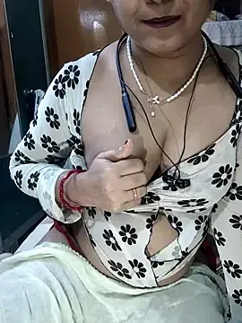 Funnydarling421  live sex cam
