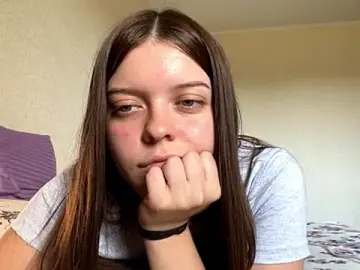 IvyWild  live sex cam