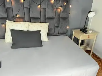 NicoletCherry__  live sex cam