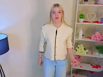 AmandaTrousdale  live sex cam