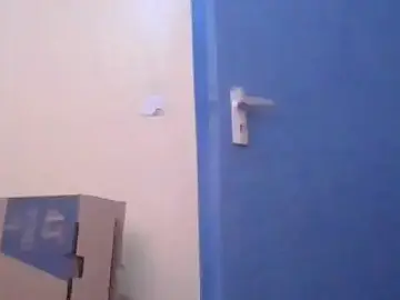 Bootiq  live sex cam