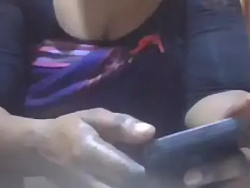 Bootiq  live sex cam