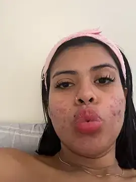 Emilly-musa  live sex cam