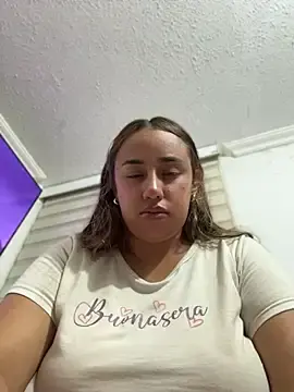Eyssha  live sex cam