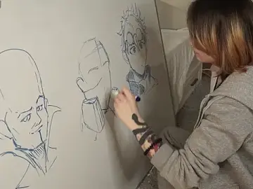 HattieGenualdi  live sex cam